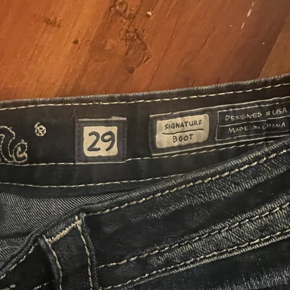 Women’s Miss Me jeans - Picture 4 of 4